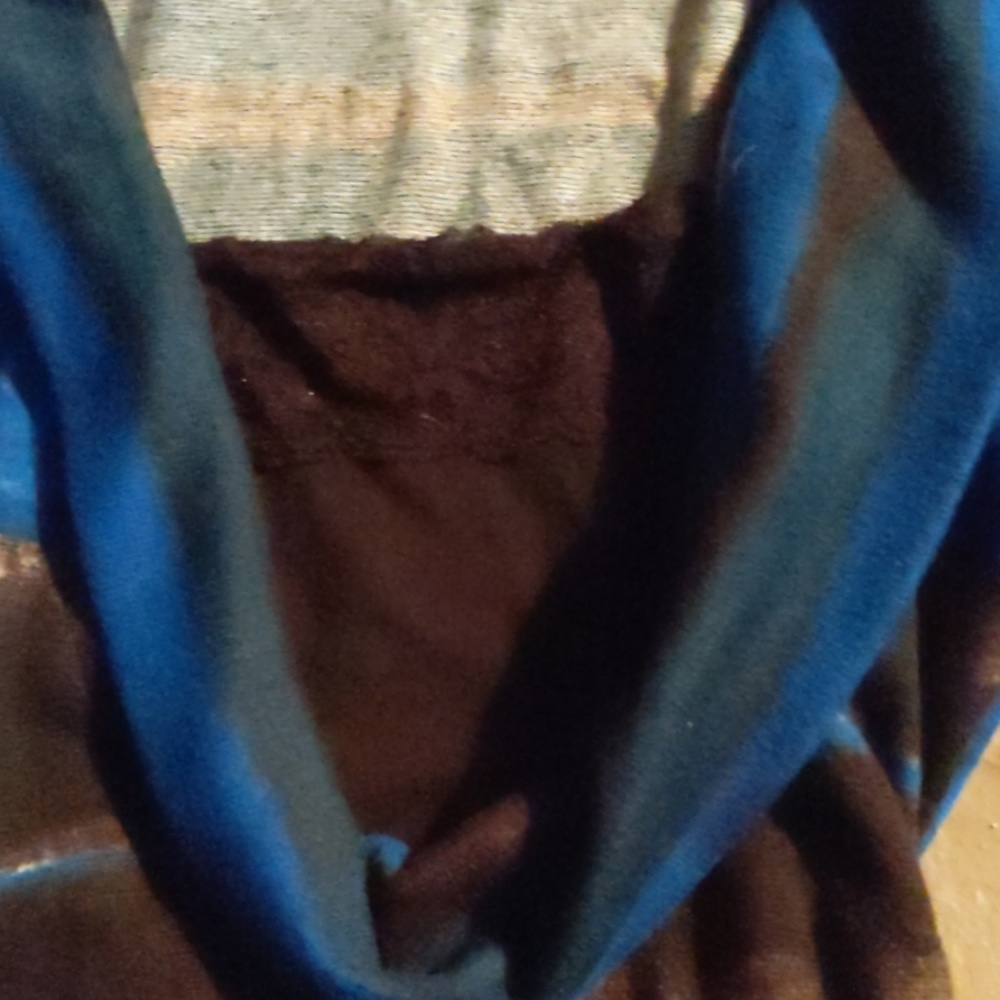 Wrapper top - Picture 2 of 4